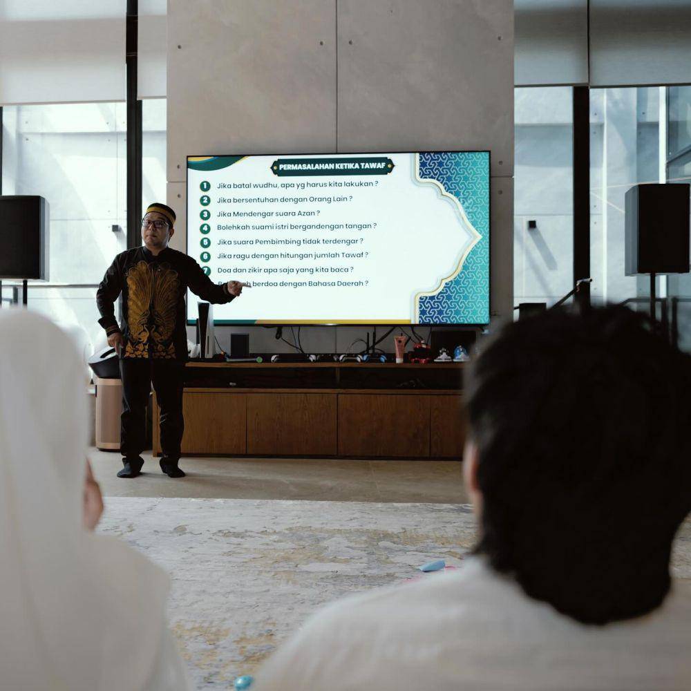 potret Atta Halilintar dan Aurel manasik haji (instagram.com/attahalilintar)
