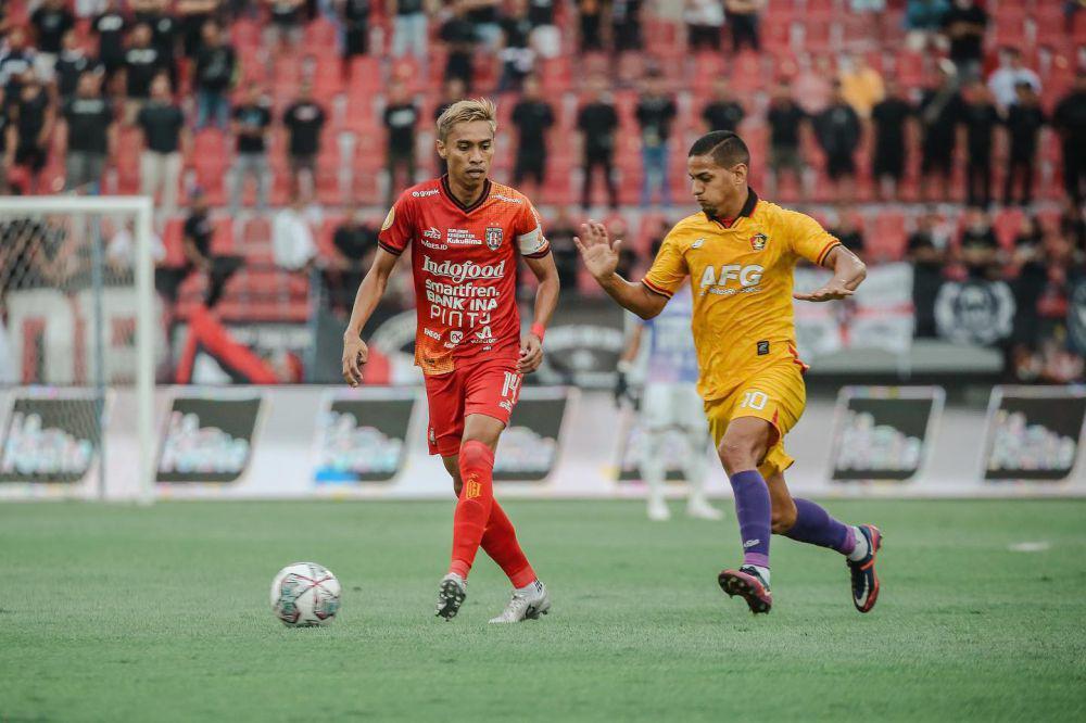 Emas dan Kursus Pelatih, Hadiah Bali United buat Fadil Sausu