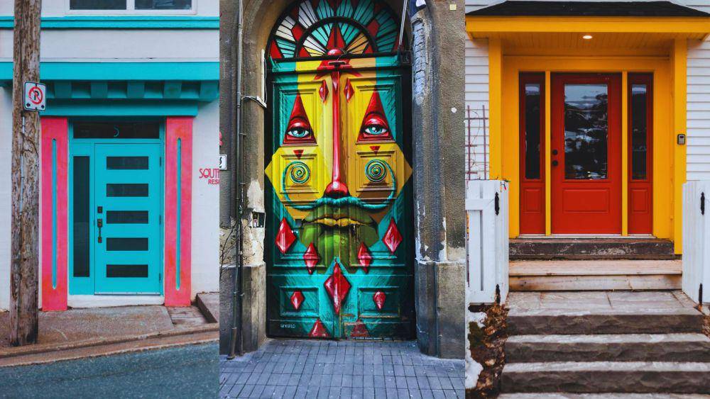 Foto desain tiga pintu yang colorful (pexels.com/Introspective/Nikiem Mert/Erik Mclean)