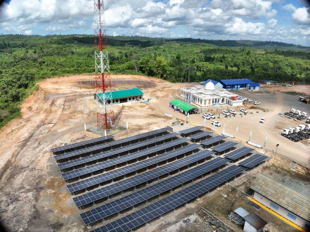 Dua anak usaha UNTR bangun PLTS di Kalimantan Timur