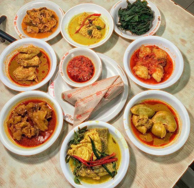5 Rumah Makan Nasi Kapau Favorit di Medan, Bikin Ngiler!