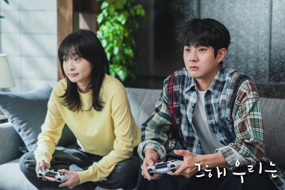 5 KDrama Buat Kalian yang Gak Percaya Hubungan Rusak Bisa Balik Lagi