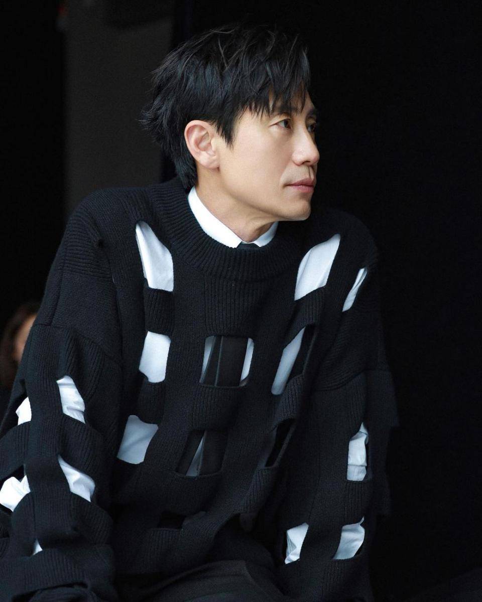 potret Shin Ha Kyun (instagram.com/hoduent)
