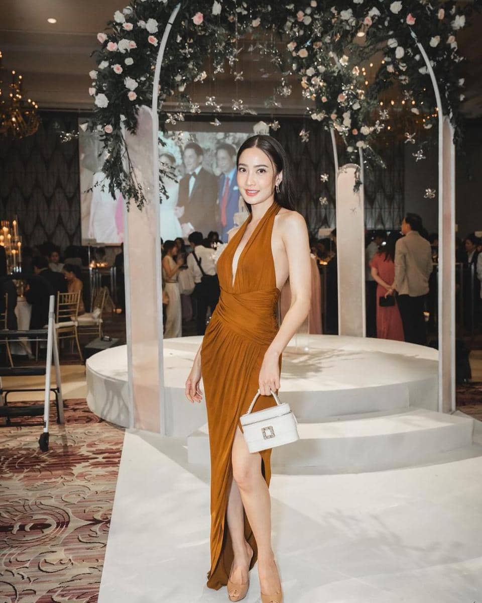 Taew Natapohn (instagram.com/taewaew_natapohn)