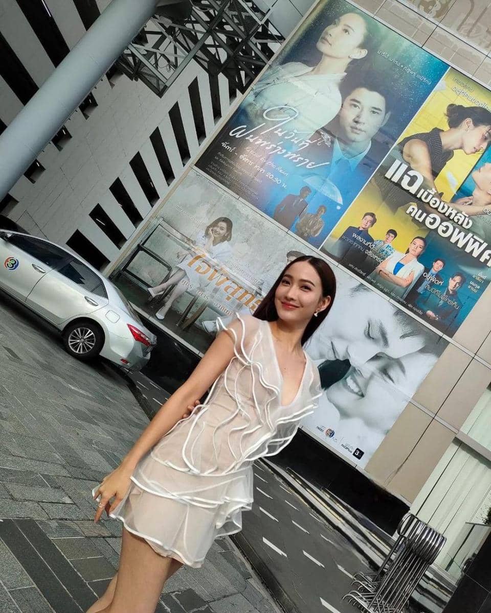 Taew Natapohn (instagram.com/taewaew_natapohn)