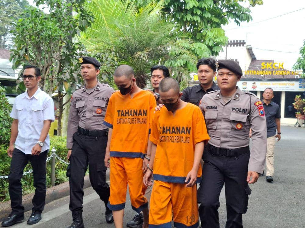2 Orang Asal Malang Dibekuk Usai Coba Edarkan 1,6 Kg Ganja