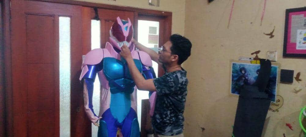 Warga Malang Bikin Kostum Superhero, Ekspor ke Singapura dan Amerika