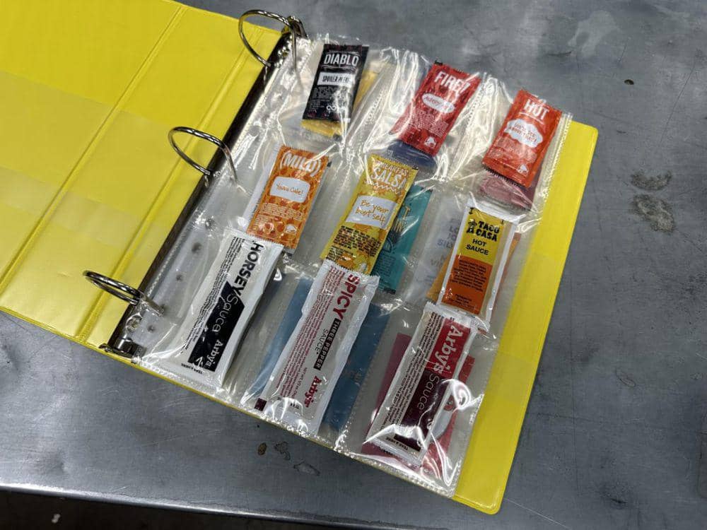 potret koleksi nyentrik dimiliki orang (reddit.com/user/LocalStormtrooper)