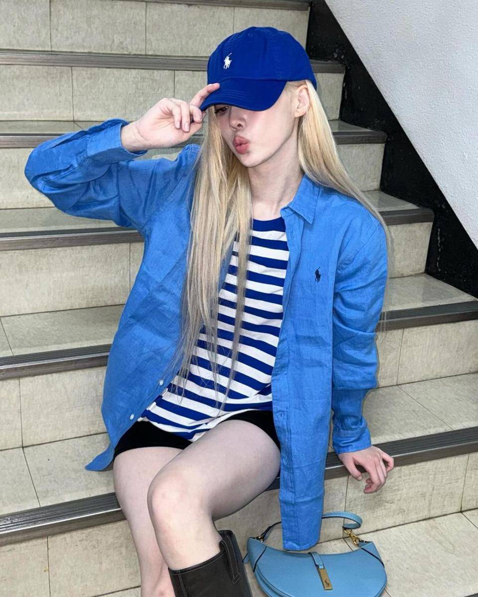 ide outfit kasual pakai celana pendek ala Winter aespa (instagram.com/imwinter)