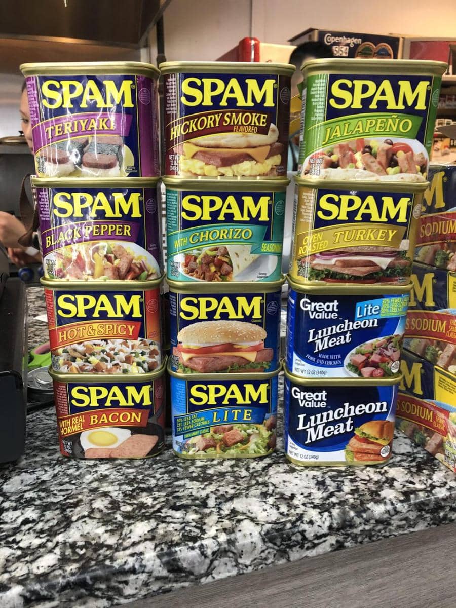 potret koleksi nyentrik dimiliki orang (reddit.com/user/KrissiKross)