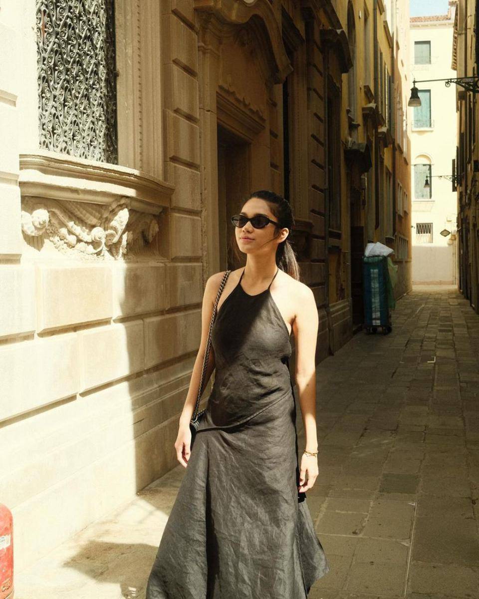 potret Azizah Salsha di Venesia (instagram.com/azizahsalsha_)