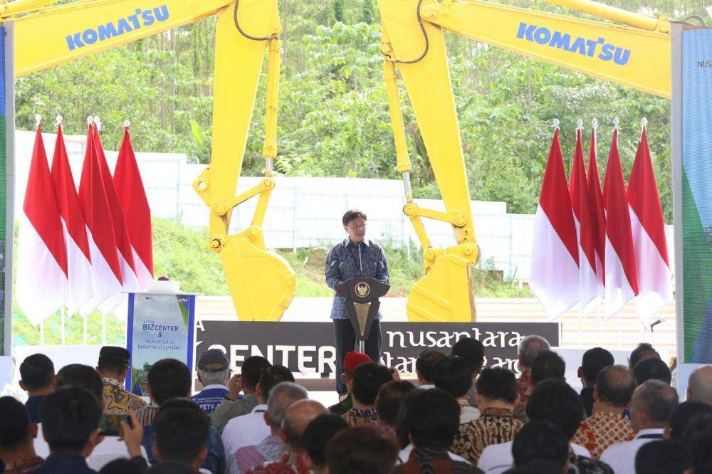 Direktur Astra Rudy saat memberikan sambutan pada acara Groundbreaking Astra Biz Center-IKN oleh Astra di Ibu Kota Nusantara pada Selasa, (4/6/2024)