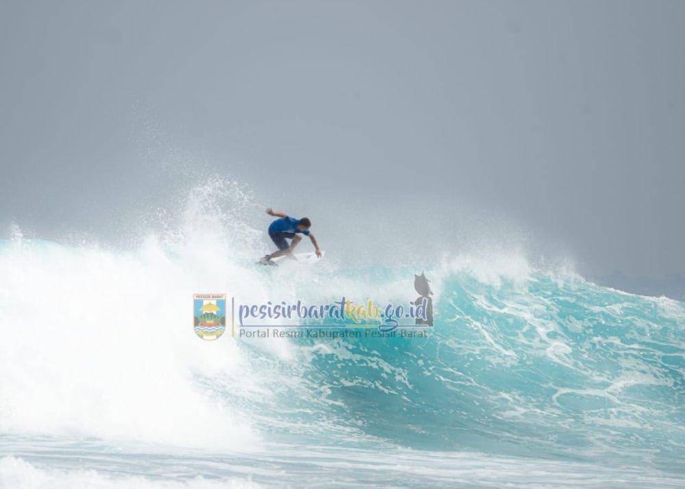 Event WSL Krui Pro 2024 di Kabupaten Pesisir Barat. (Dok. Pemkab Pesibar).