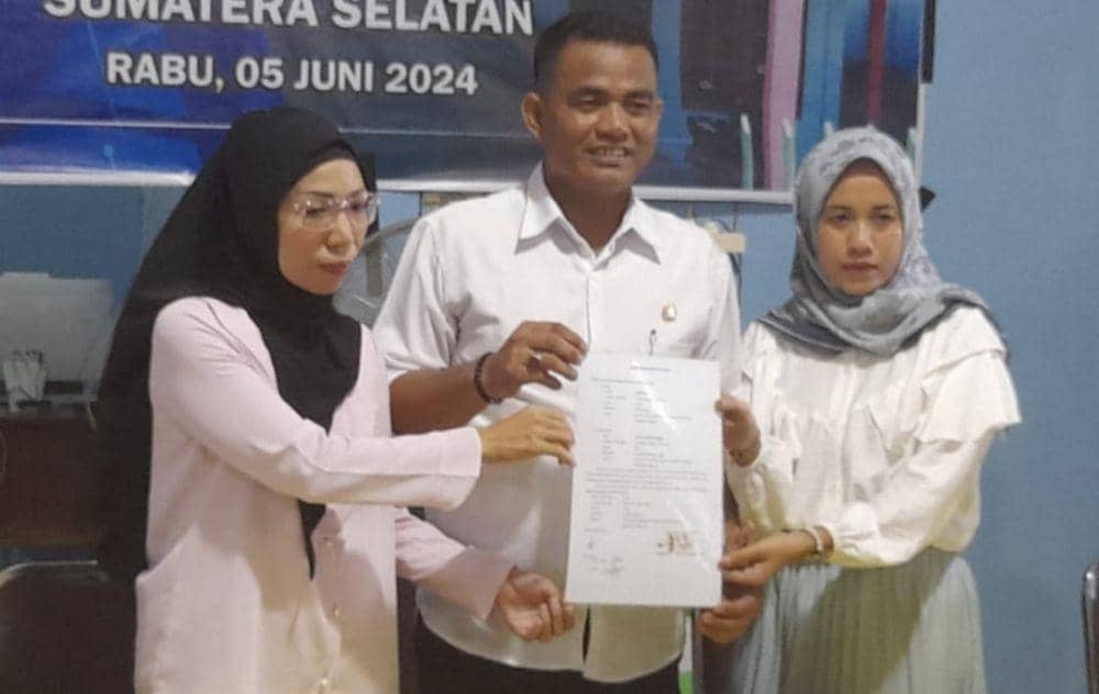 Kades Teluk Kecapi Ogan Ilir Klarifikasi Istri Kedua di Depan Warga