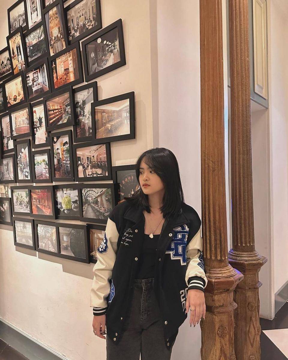 instagram.com/jkt48.adel