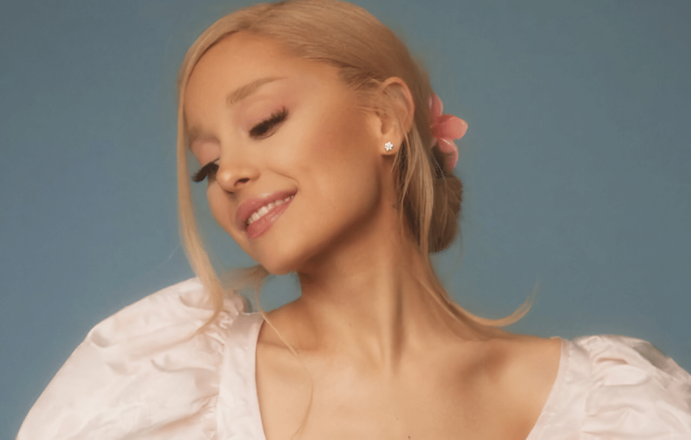 instagram.com/ arianagrande