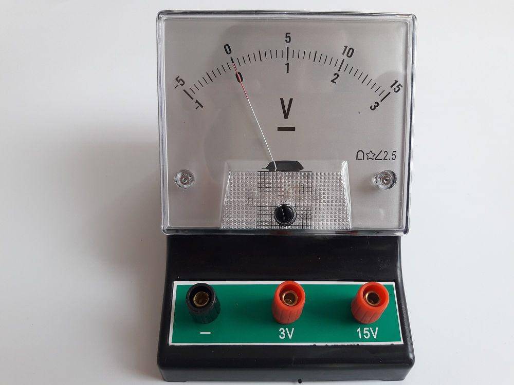 ilustrasi voltmeter (commons.m.wikimedia.org/Желуденко Павло)