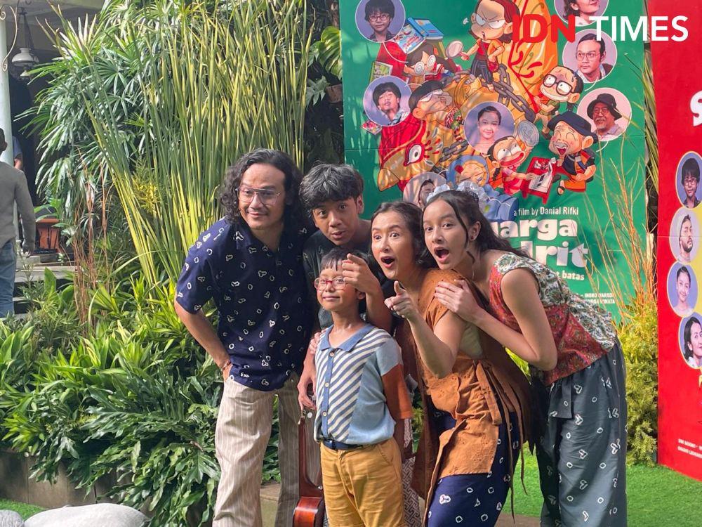 Dwi Sasono dan Widi Mulia Gaet Anak-Anaknya Main Keluarga Super Irit