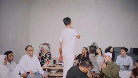 syukuran rumah asisten Raffi Ahmad (Instagram.com/sensen_ahmad)