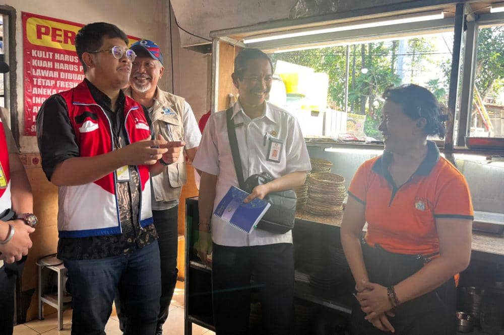 Inspeksi mendadak (sidak) kelangkaan gas LPG 3 kilogram di Provinsi Bali (Dok.IDN Times/istimewa)