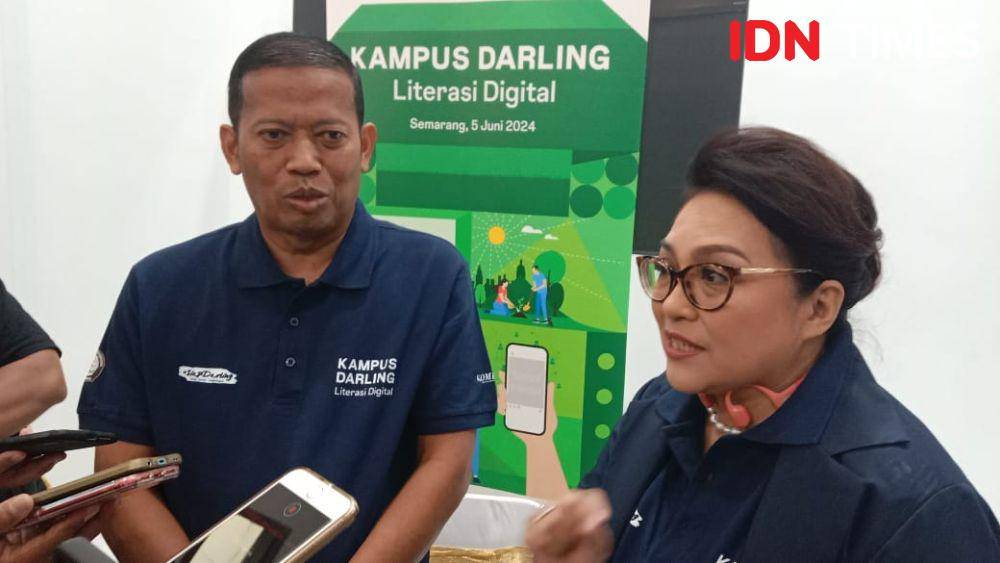 Rektor Undip Prof Suharnomo dan Director Communications Djarum Foundation, Mutiara Diah Asmara. (IDN Times/Fariz Fardianto)