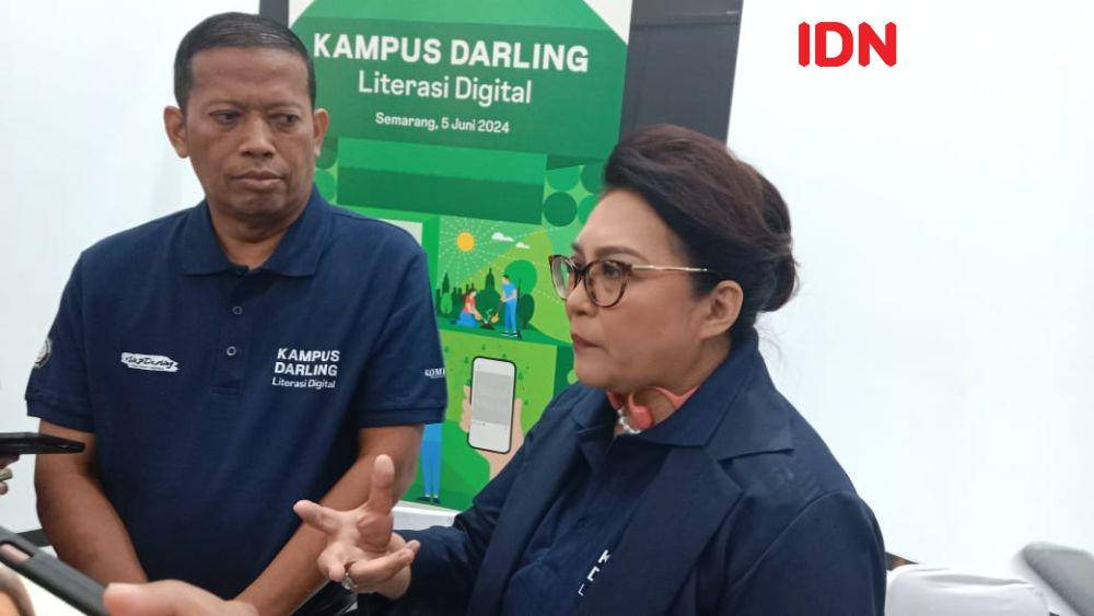 Rektor Undip Prof Suharnomo dan Director Communications Djarum Foundation, Mutiara Diah Asmara. (IDN Times/Fariz Fardianto)