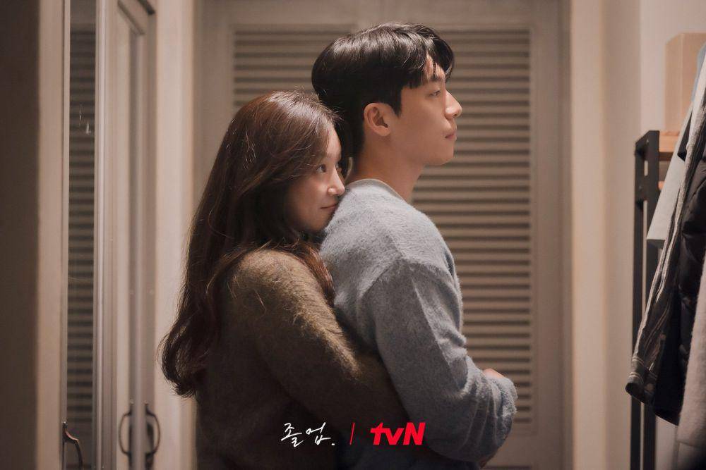 cuplikan drakor The Midnight Romance in Hagwon (dok.TVN/The Midnight Romance in Hagwon))