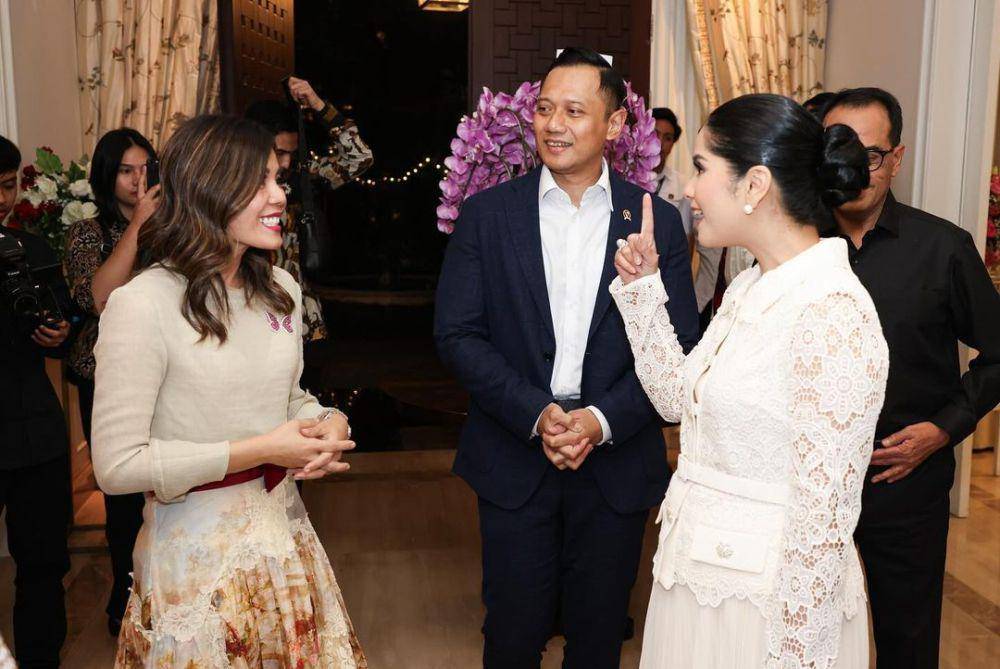 potret Agus dan Annisa Yudhoyono di pesta ulang tahun Merry Riana (instagram.com/agusyudhoyono)