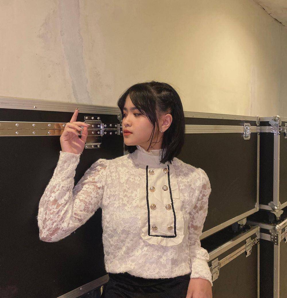 biodata dan profil Adel JKT48 (instagram.com/jkt48.adel)