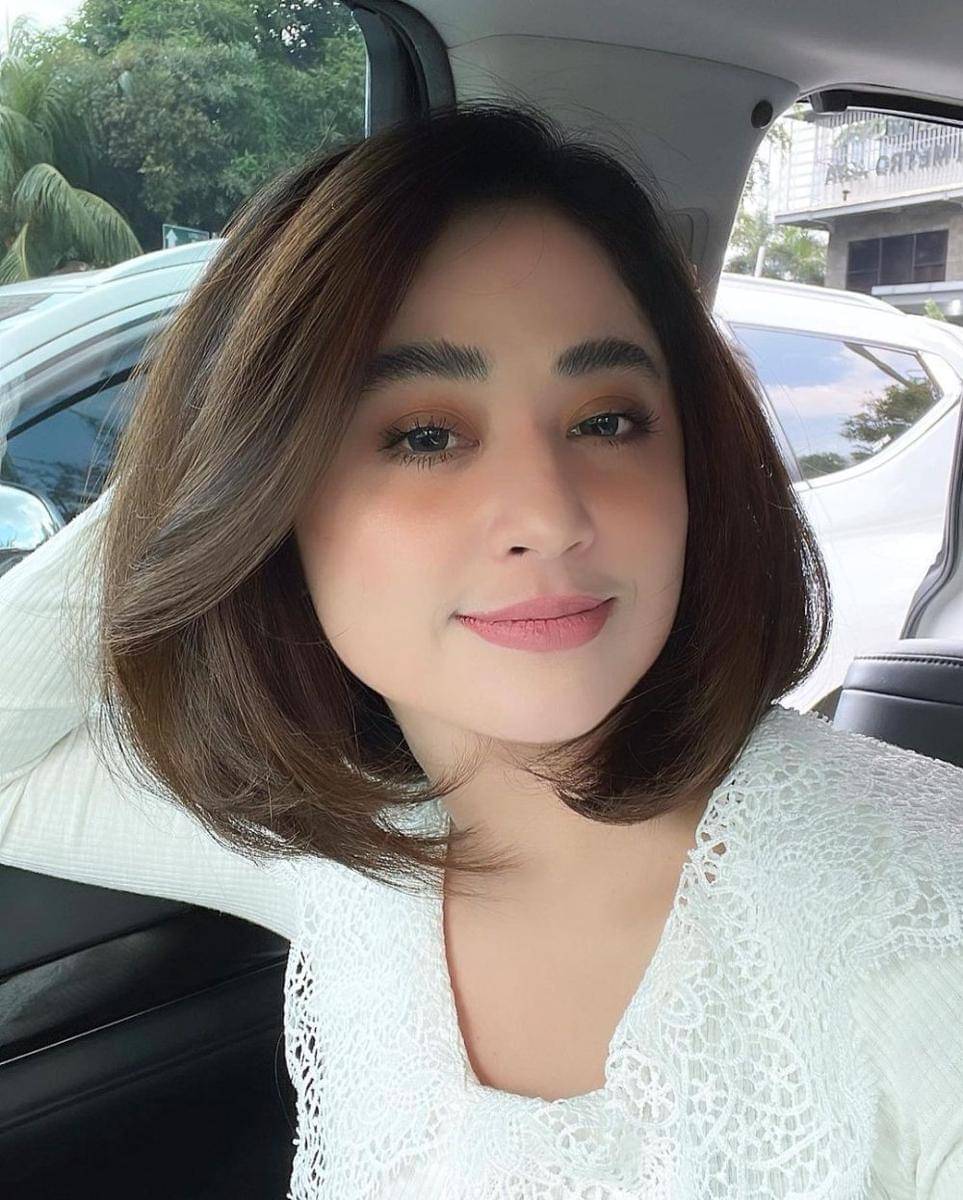 Dewi Perssik (instagram.com/dewiperssik9)