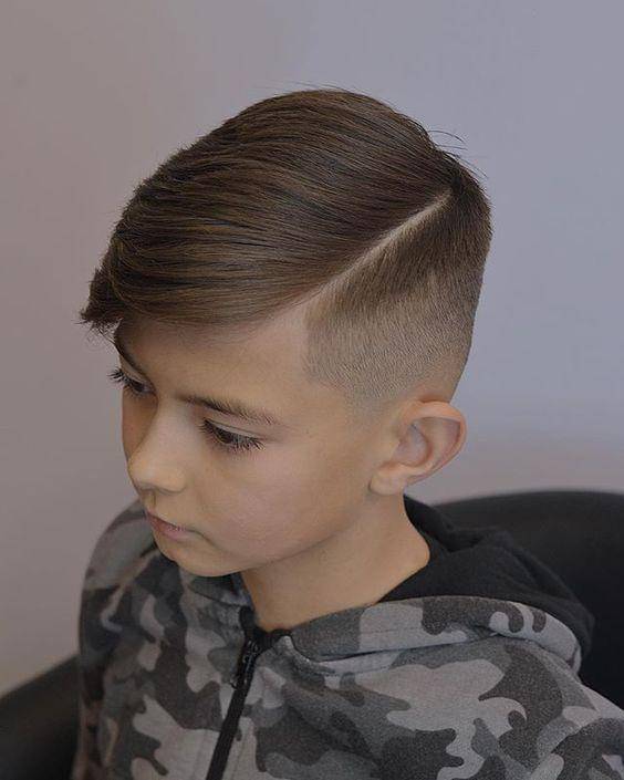 Undercut anak laki-laki (pinterest.com)