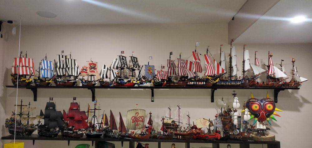 potret koleksi LEGO terunik (reddit.com/user/Randie1981)