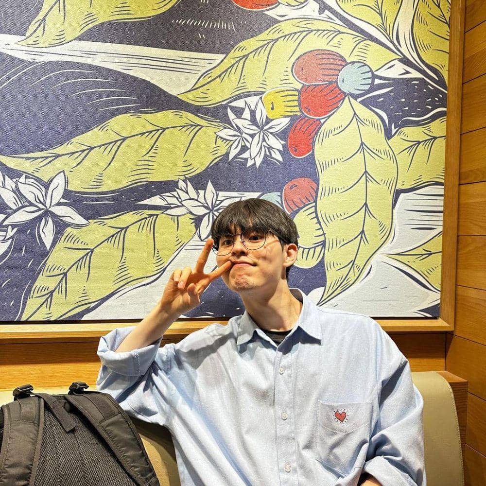 Yoon Seok Ho (instagram.com/ysh0_o)