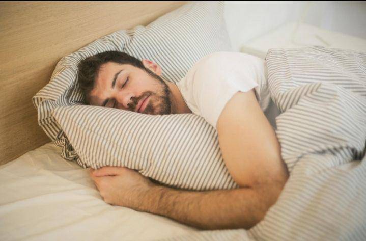 ilustrasi tidur (pexels.com/Andrea Piacquadio)