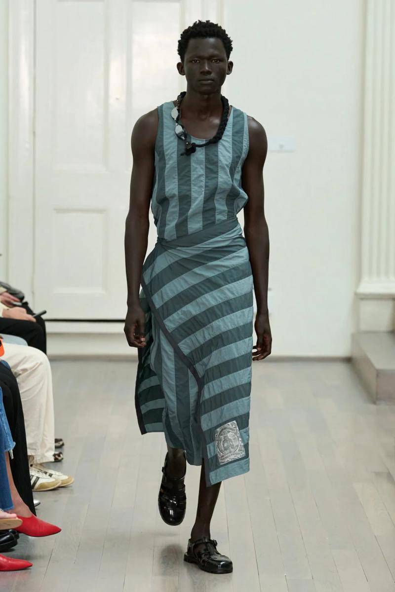 Denzil Patrick S/S '25 di LFW Menswear 2024 (instagram.com/iwantfashionweek)