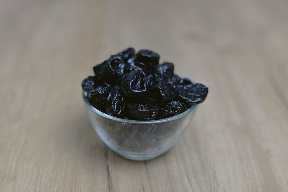 ilustrasi buah prunes (pixabay.com/Александр Вальков)