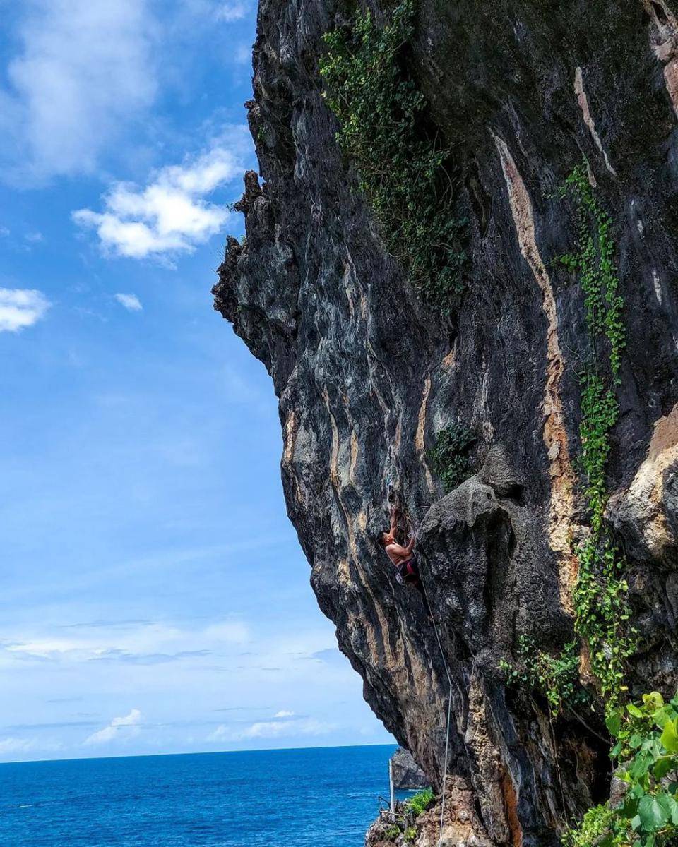 potret Tebing Pantai Siung (instagram.com/p_sutanto)