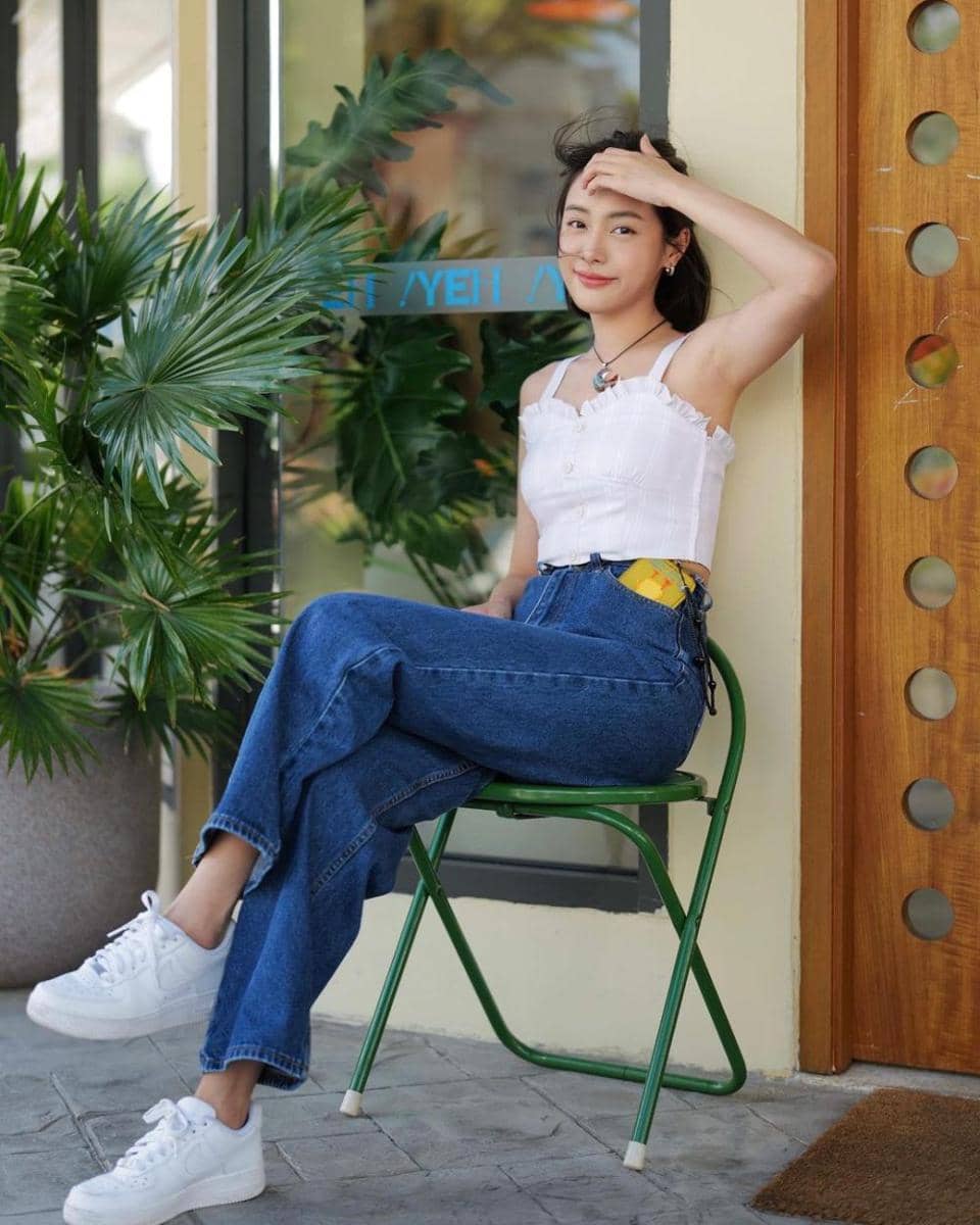 Oom Eisaya Hosuwan (instagram.com/oomeisaya)