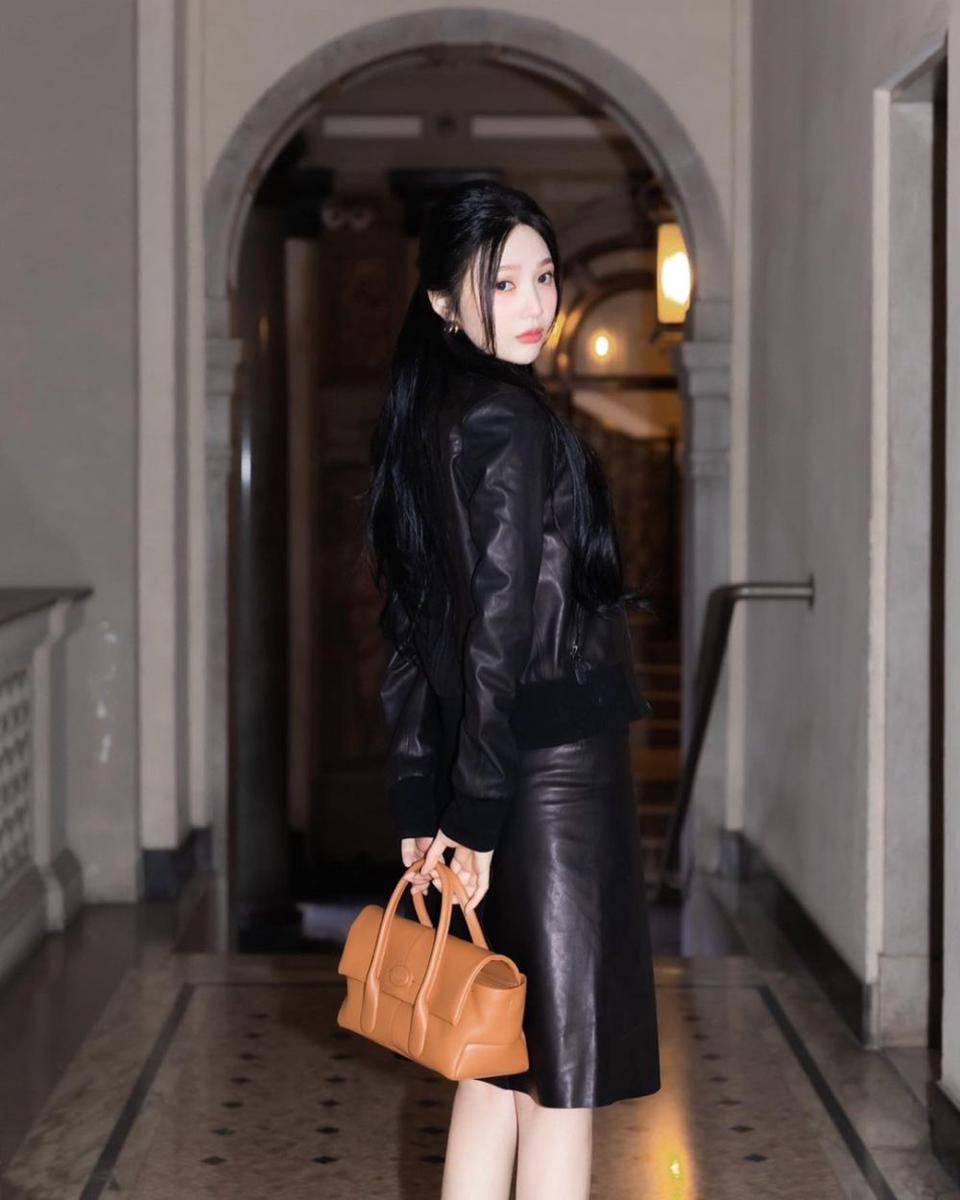 Joy Red Velvet (instagram.com/_imyour_joy)