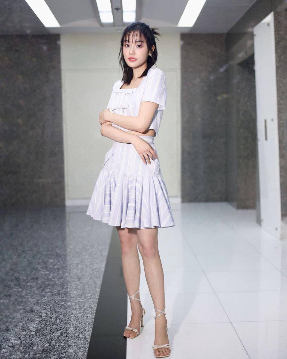 Oom Eisaya Hosuwan (instagram.com/oomeisaya)
