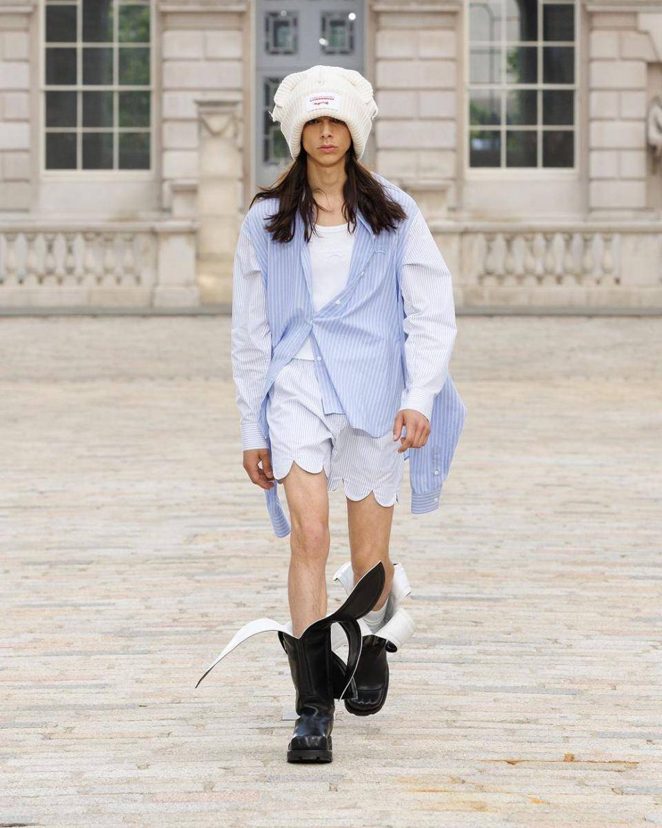 Charles Jeffrey S/S '25 di LFW Menswear 2024 (instagram.com/charlesjeffreyloverboy)