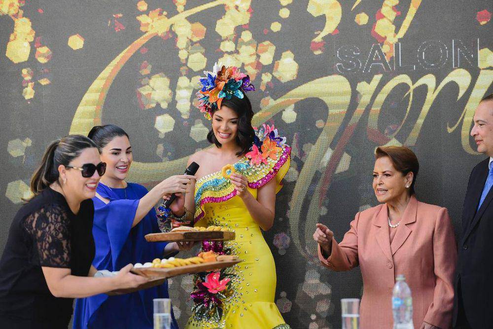 Potret Kompilasi Kunjungan Miss Universe 2023 ke Bolivia (Instagram.com/pgloriaoficial)