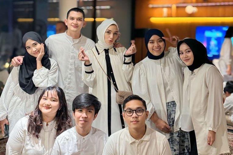 Momen Walimatussafar Citra Kirana dan Rezky Adhitya sebelum Haji!