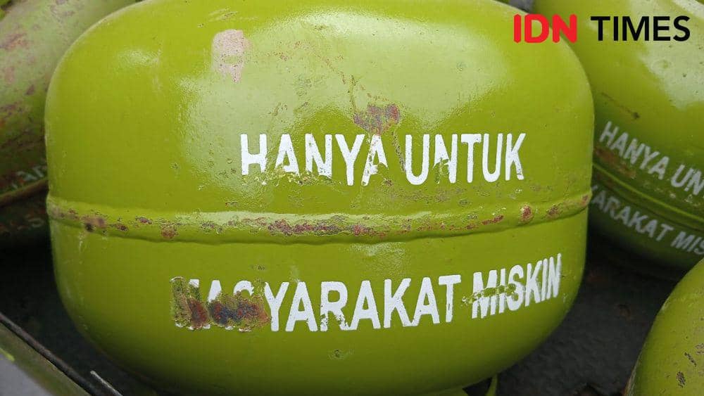 Pertamina Patra Niaga Jatimbalinus menambah pasokan tabung LPG 3kg sebesar 1.797.160. IDN Times/ Riyanto.