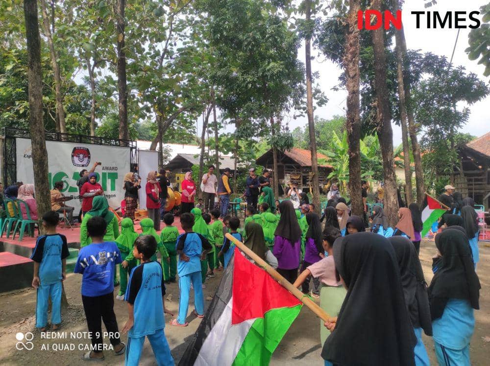 Inin Nastain IDN Times/ doa untuk anak-anak korban perang