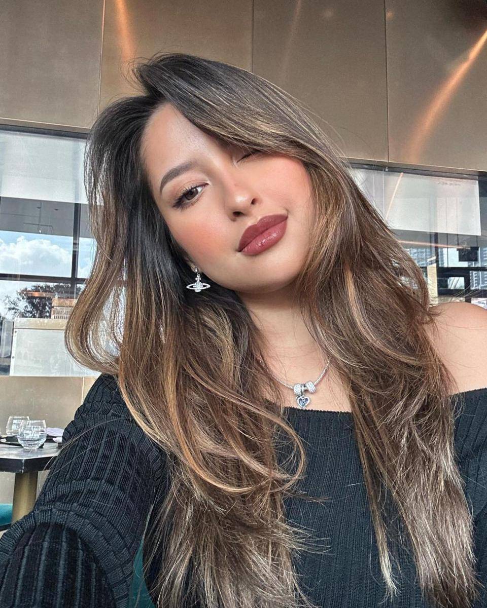warna rambut ombre untuk kulit sawo matang (instagram.com/jennifercoppenreal20)