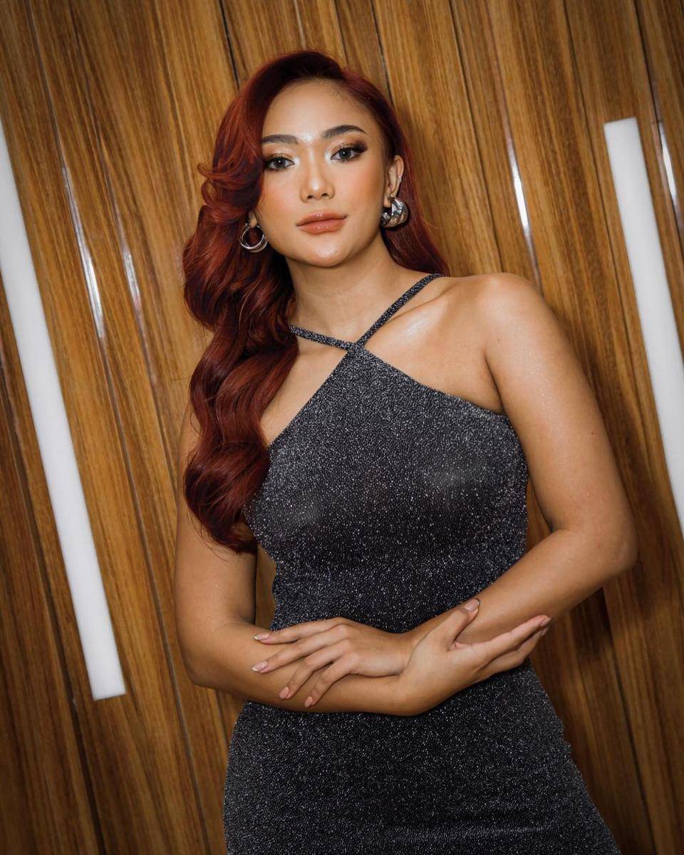warna rambut ombre untuk kulit sawo matang (instagram.com/lalamarionmj)