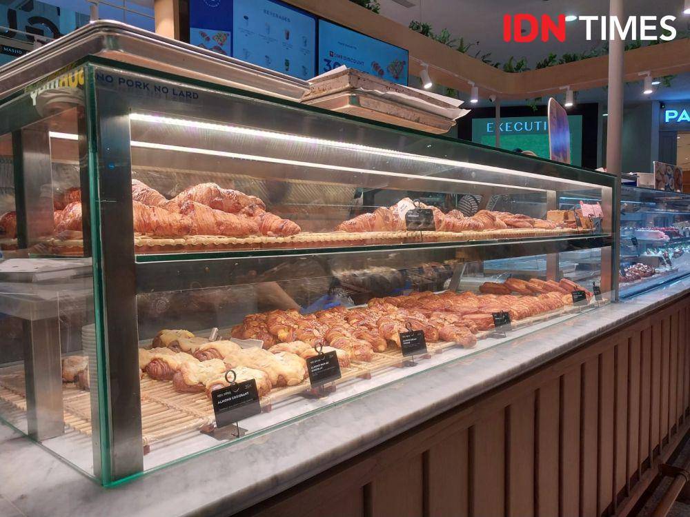 Menu Pastries di Paris Baguette (IDN Times/Fasrinisyah Suryaningtyas)