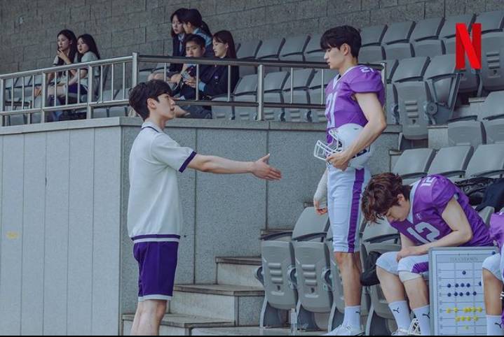 still cut drakor Hierarchy (instagram.com/netflixkr)