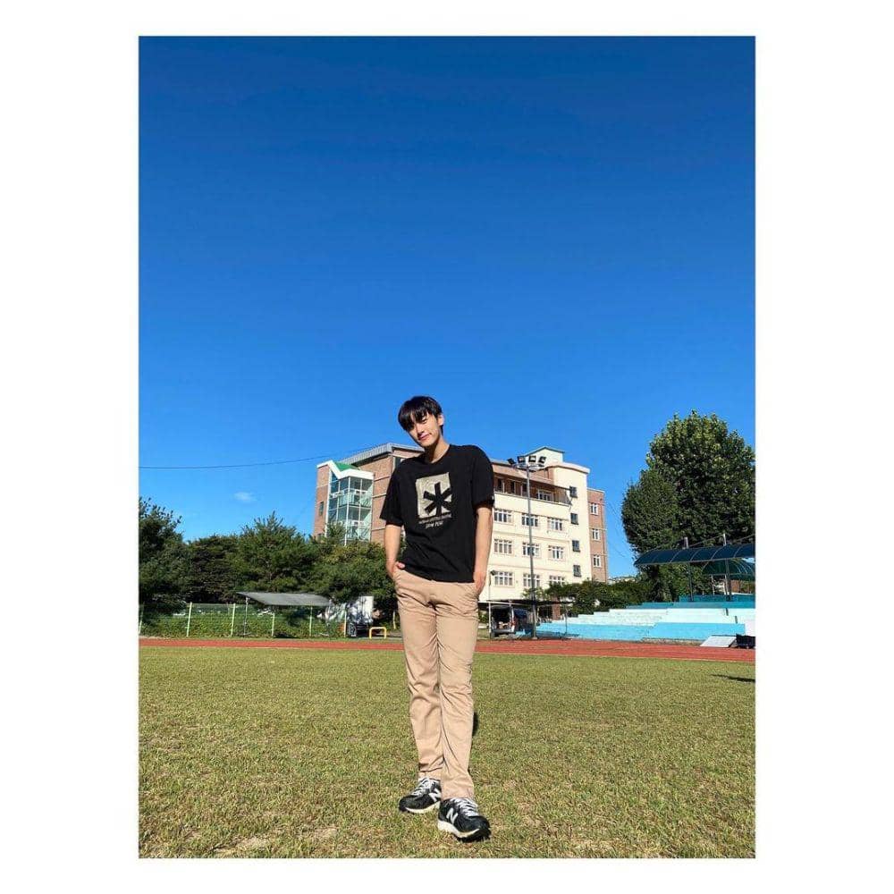 OOTD hangout ala Lee Won Jung (instagram.com/jung_or__)